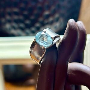 VINTAGE Château d'Argent 925 💍 Sterling Silver w/ 2ct Sky Blue Topaz Stone,